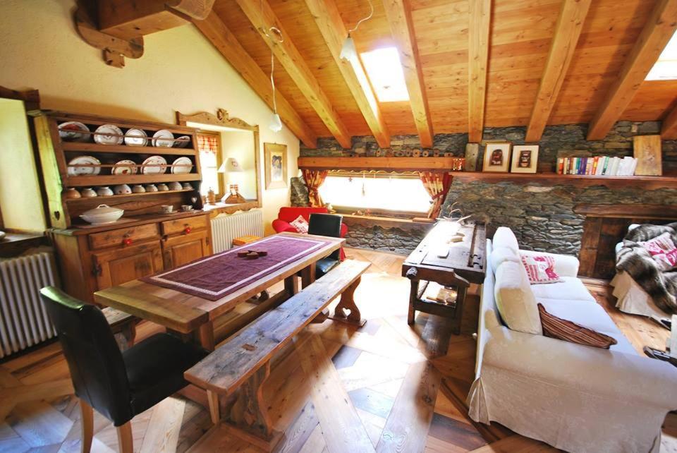 B&B Lo Djoua de Toueno Arvier Extérieur photo