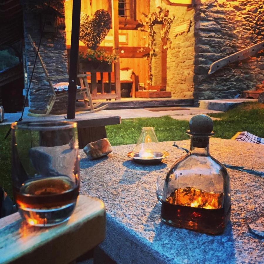 B&B Lo Djoua de Toueno Arvier Extérieur photo
