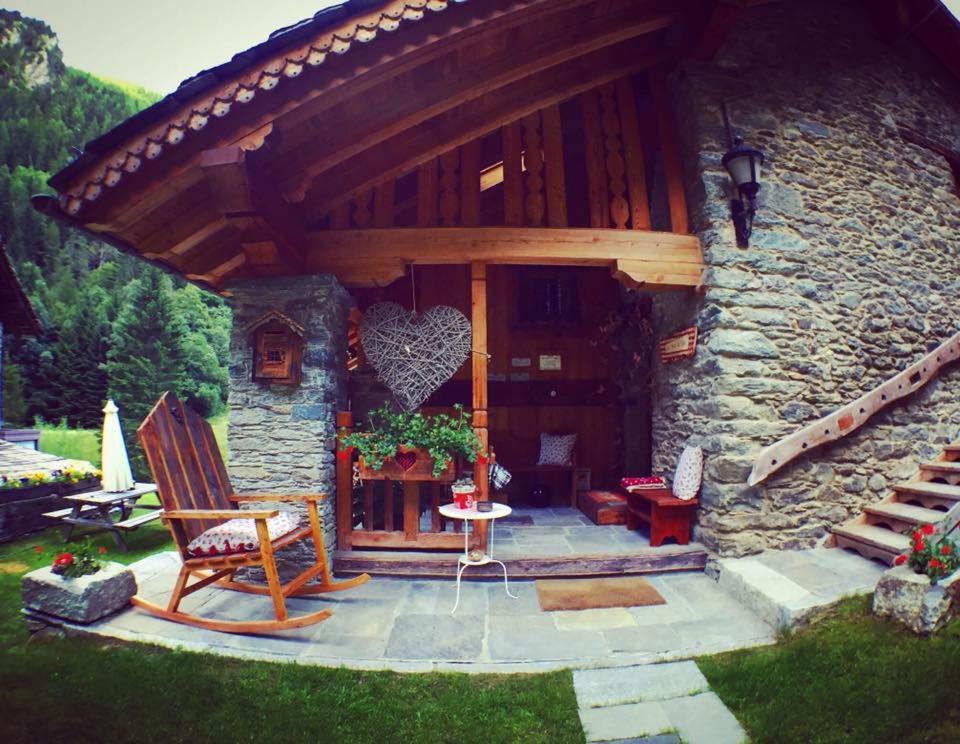 B&B Lo Djoua de Toueno Arvier Extérieur photo