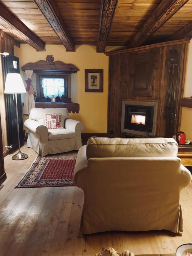 B&B Lo Djoua de Toueno Arvier Extérieur photo